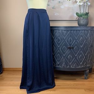 🆕Francesca’s Miami Navy Blue Satin Maxi Skirt - M